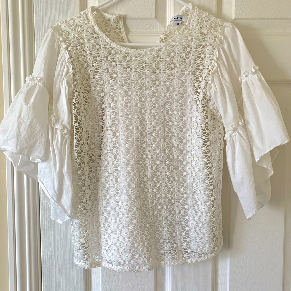 Special design sleeve white top